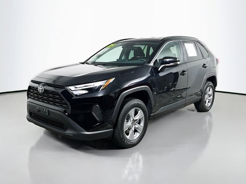 Used 2025 Toyota RAV4 XLE image 11