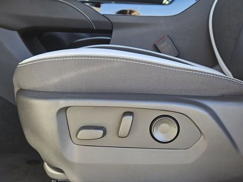 New 2025 Buick Envision Sport Touring image 17