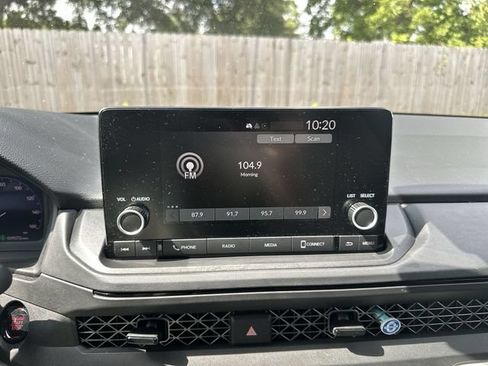 Used 2025 Honda Accord LX image 11