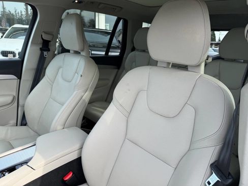 Used 2016 Volvo XC90 T5 Momentum image 46