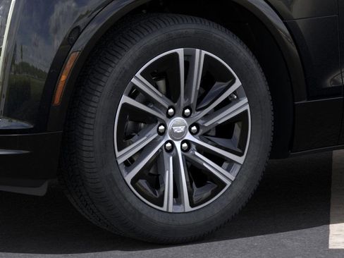 New 2025 Cadillac Lyriq Luxury image 30