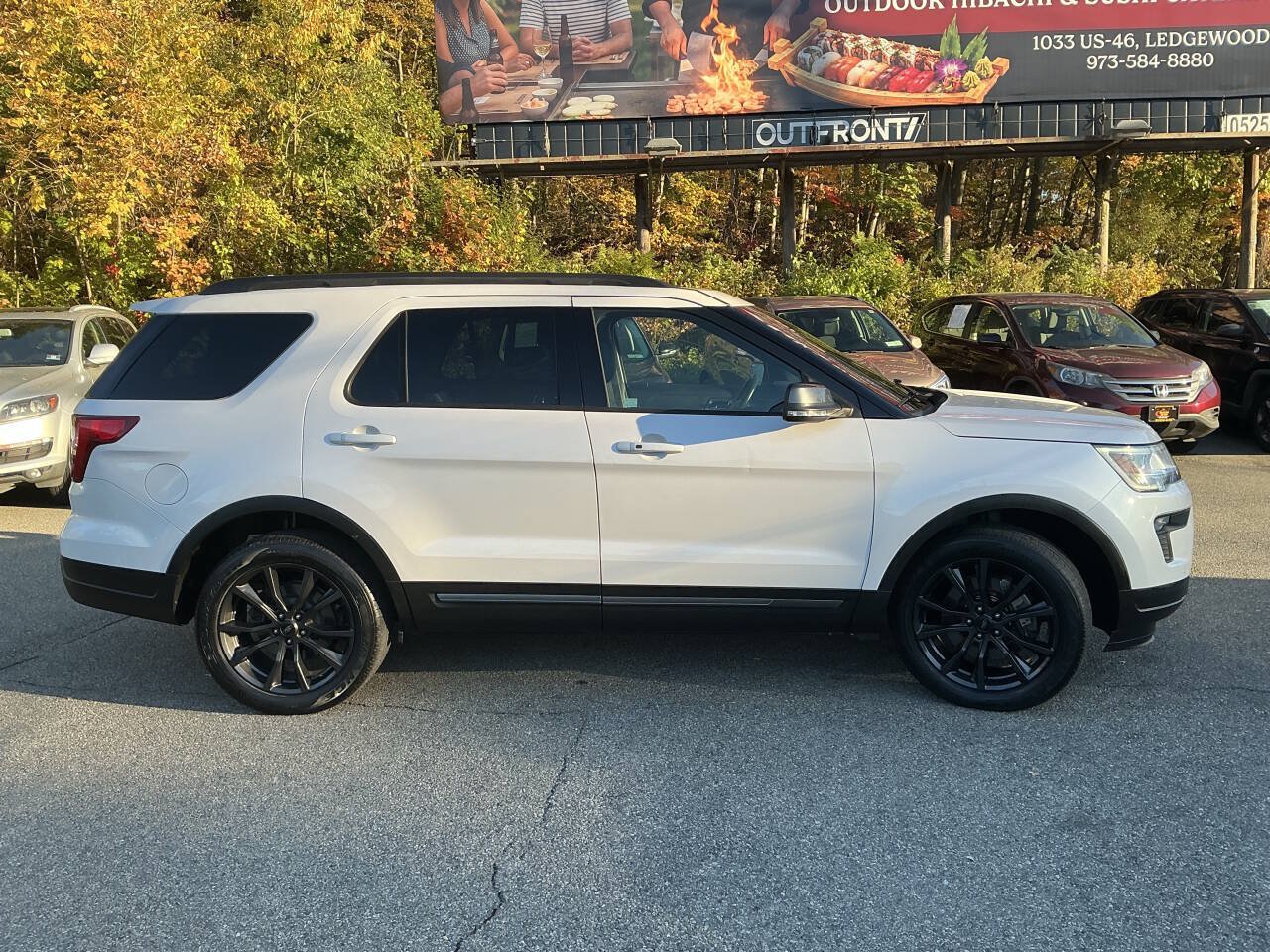 Used 2019 Ford Explorer XLT w/ Equipment Group 202A AWD/4WD image 5