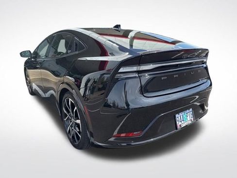 Used 2024 Toyota Prius Prime image 5
