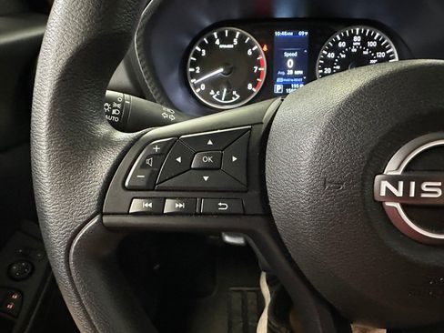 Used 2024 Nissan Sentra S FWD image 9
