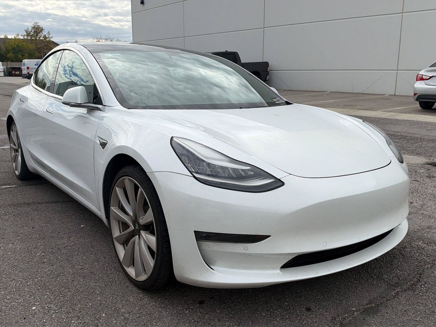 Used 2019 Tesla Model 3 Performance AWD/4WD image 8