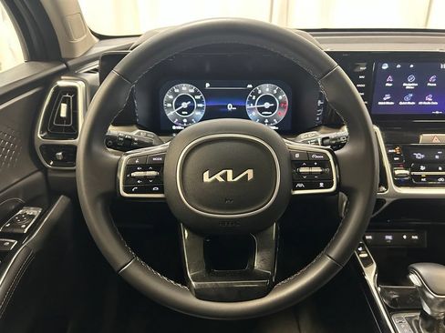 Used 2023 Kia Sorento SX FWD image 8