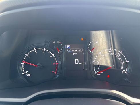 Used 2024 Toyota 4Runner SR5 image 17