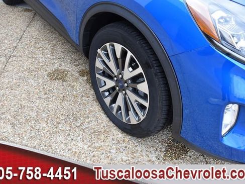 Used 2020 Ford Escape Titanium image 13