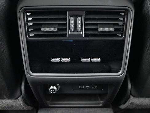 Certified 2026 Porsche Cayenne S AWD/4WD image 8