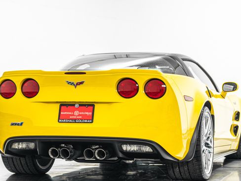 Used 2010 Chevrolet Corvette ZR1 w/ Preferred Equipment Group RWD image 9