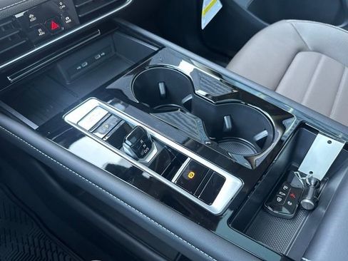 New 2025 Volkswagen Atlas SEL image 19