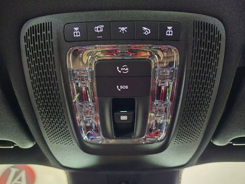 New 2026 Mercedes-Benz GLB 250 4MATIC image 27