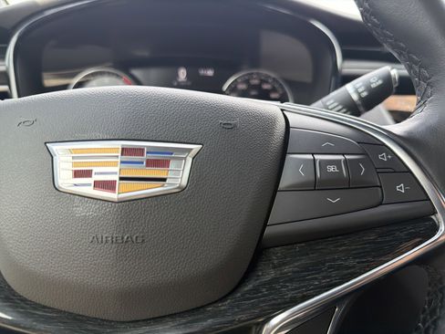 Used 2021 Cadillac XT5 Premium Luxury FWD image 29