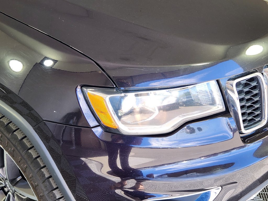 Used 2018 Jeep Grand Cherokee Limited AWD/4WD image 10