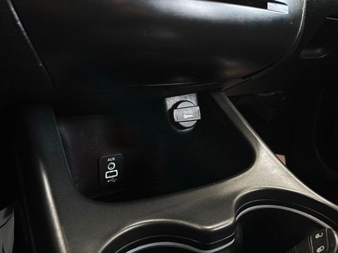 Used 2018 Dodge Journey SE w/ Popular Equipment Group image 28