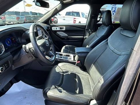 Certified 2023 Ford Explorer ST w/ Equipment Group 401A AWD/4WD image 19