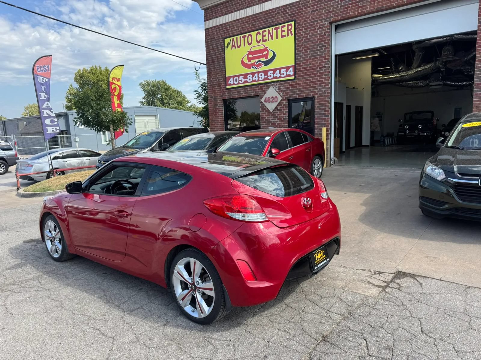 Used 2016 Hyundai Veloster w/ Option Group 02 FWD image 3