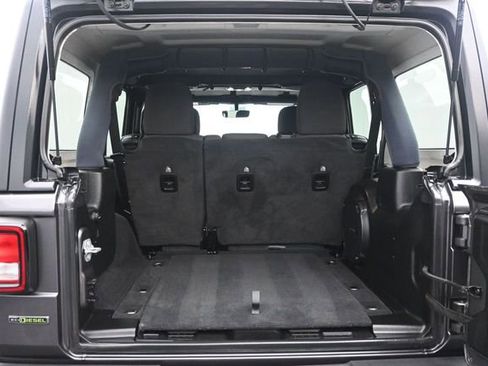 Used 2023 Jeep Wrangler Unlimited Sport AWD/4WD image 18