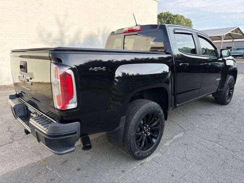 Used 2022 GMC Canyon Elevation w/ Elevation Premium Package AWD/4WD image 2