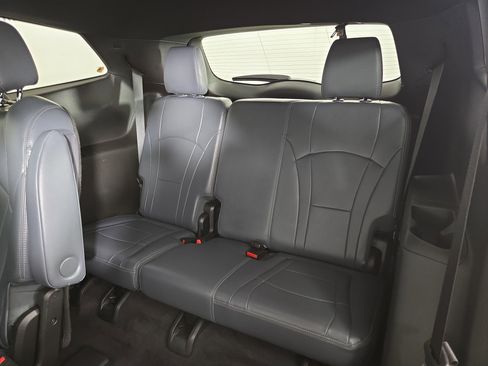 Certified 2023 Buick Enclave Essence image 14