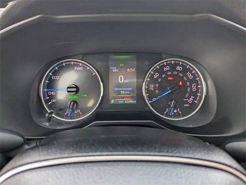 Used 2022 Toyota RAV4 XLE image 29