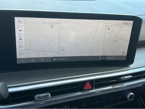 Certified 2024 Kia Sorento SX image 8