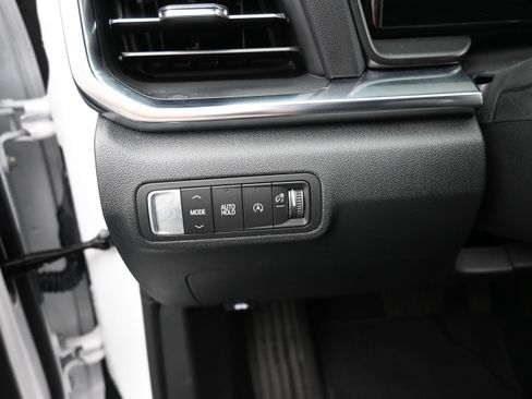Used 2026 GMC Terrain Elevation FWD image 17