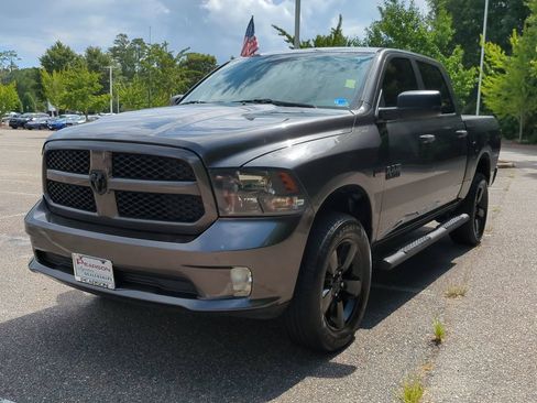 Used 2018 RAM 1500 Express w/ Express Value Package AWD/4WD image 8