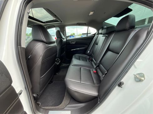 Used 2020 Acura TLX image 10