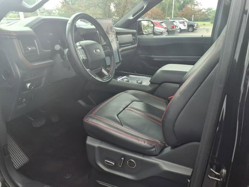 Certified 2022 Ford Expedition Limited image 13