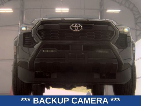 Used 2024 Toyota Tacoma TRD Sport w/ TRD Sport Upgrade Package AWD/4WD image 3