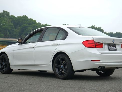 Used 2013 BMW 328i xDrive Sedan image 3