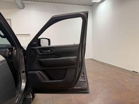 Used 2026 Nissan Armada PRO-4X AWD/4WD image 59