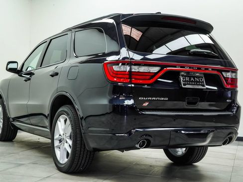Used 2024 Dodge Durango GT AWD/4WD image 12