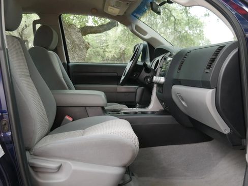 Used 2010 Toyota Tundra 2WD Double Cab image 16