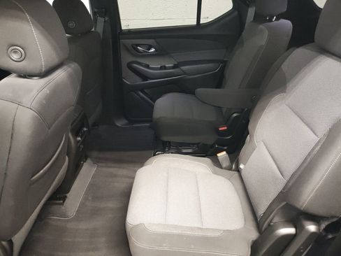 Used 2023 Chevrolet Traverse LT image 27