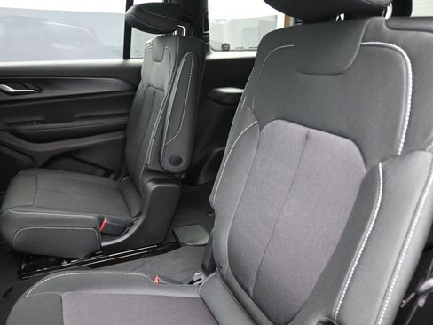 New 2025 Jeep Grand Cherokee L Laredo w/ Luxury Tech Group I image 14