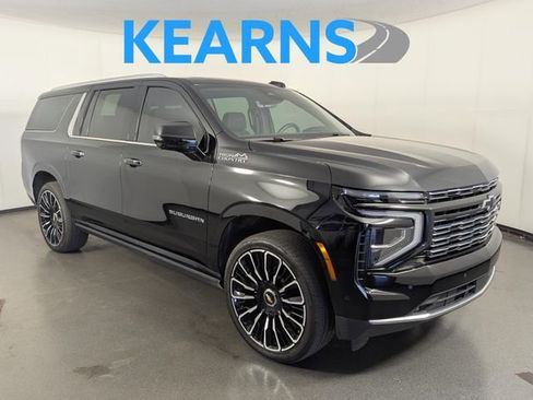 Used 2025 Chevrolet Suburban High Country AWD/4WD image 1