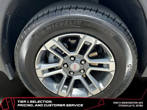 Used 2025 GMC Terrain Elevation AWD/4WD image 39