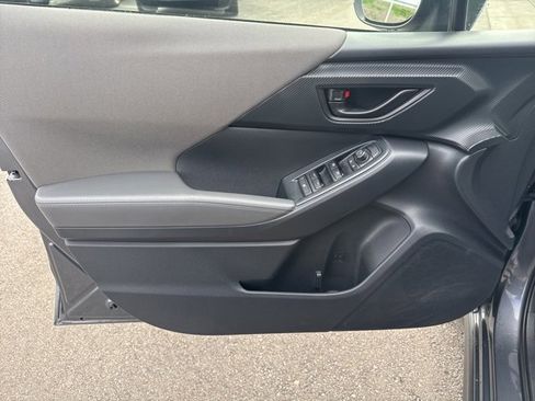 Used 2024 Subaru Crosstrek 2.0i Premium image 11