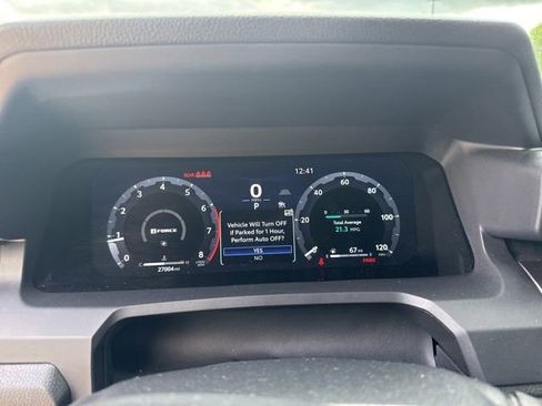 Used 2025 Toyota Tacoma SR5 AWD/4WD image 24