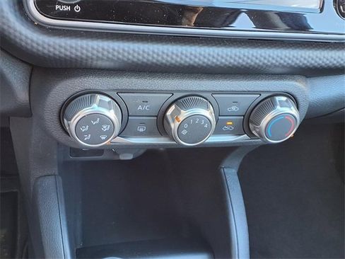 Certified 2025 Nissan Kicks Play S image 7