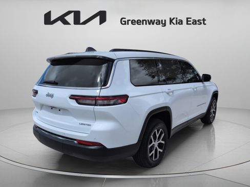 Used 2025 Jeep Grand Cherokee L Limited w/ Trailer Tow Package AWD/4WD image 6