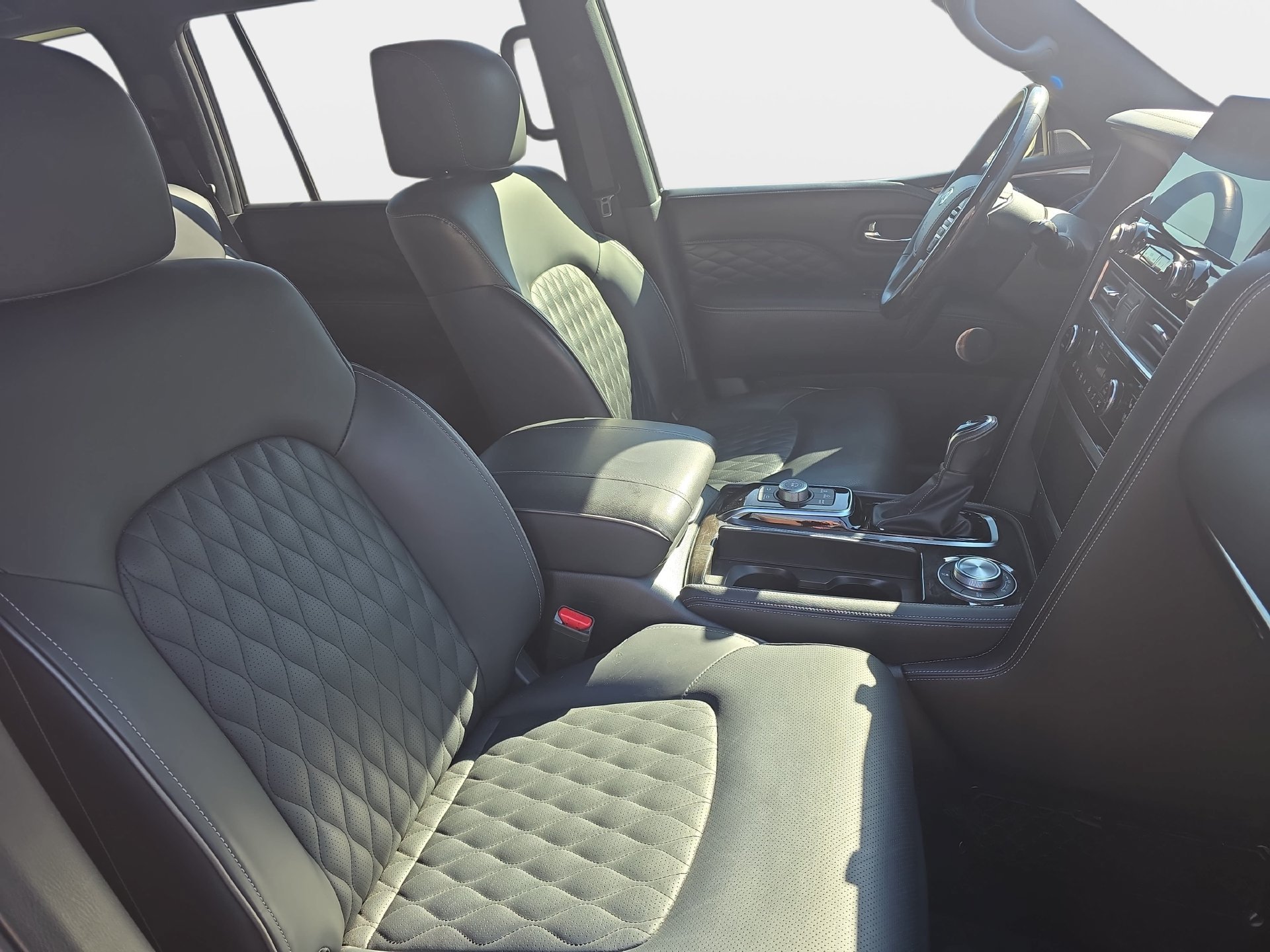 Certified 2023 INFINITI QX80 Sensory w/ All-Season Package AWD/4WD image 10