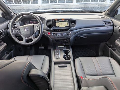 Certified 2023 Honda Passport TrailSport image 29