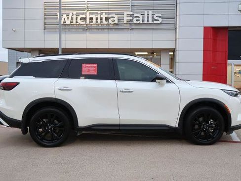 Used 2025 INFINITI QX60 Luxe w/ Black Edition image 5