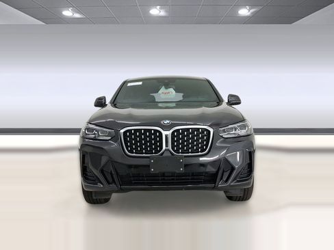 Used 2025 BMW X4 xDrive30i image 6