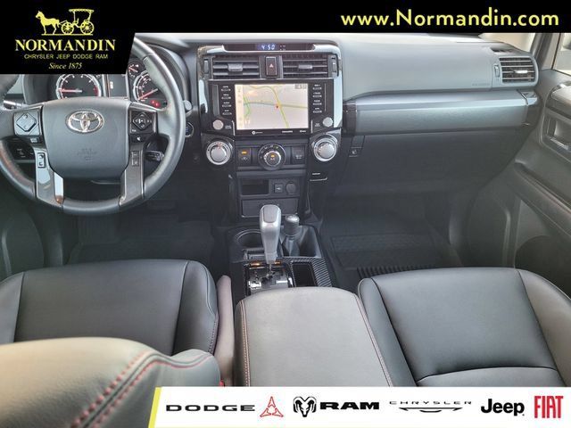Used 2024 Toyota 4Runner TRD Off-Road Premium AWD/4WD image 6