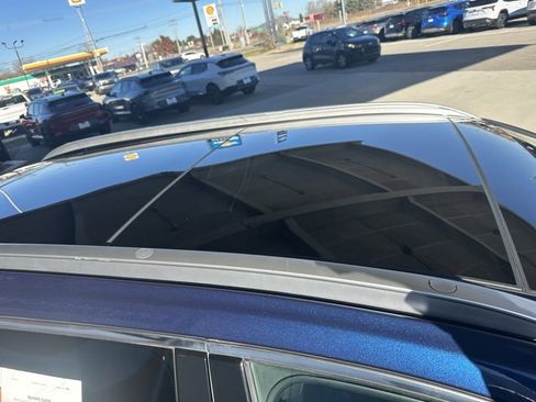 Used 2021 Hyundai Santa Fe SEL w/ Convenience + Premium Package image 11