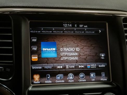 Used 2015 Jeep Grand Cherokee Altitude AWD/4WD image 17